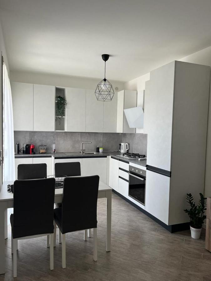 Hogar Mami Apartment Rimini Luaran gambar